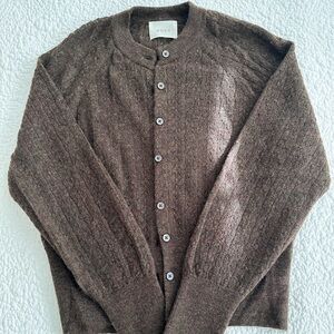 Beautiful Doen Cableknit Cardigan Size Small
